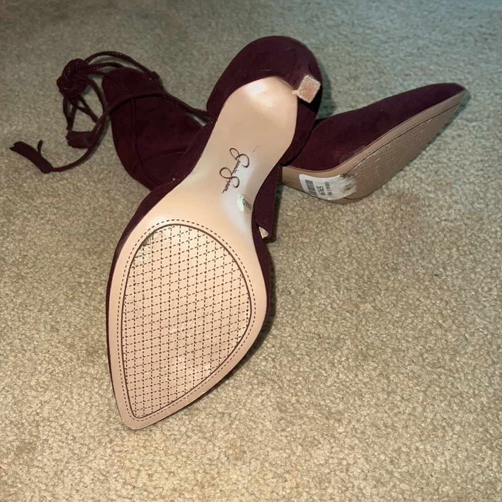 Heels - Picture 3 of 3
